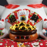 Lucky cat Maneki-neko crown waving cat made of porcelain 26cm white waving cat